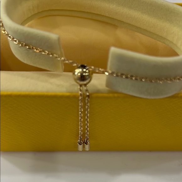 SWAROVSKI GREEN CLOVER Gold Plated Bracelet BRAND NEW ADJUSTABLE SLIDER - Picture 5 of 6